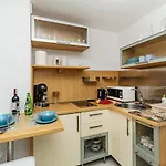 Apartamenty.in ユラタ